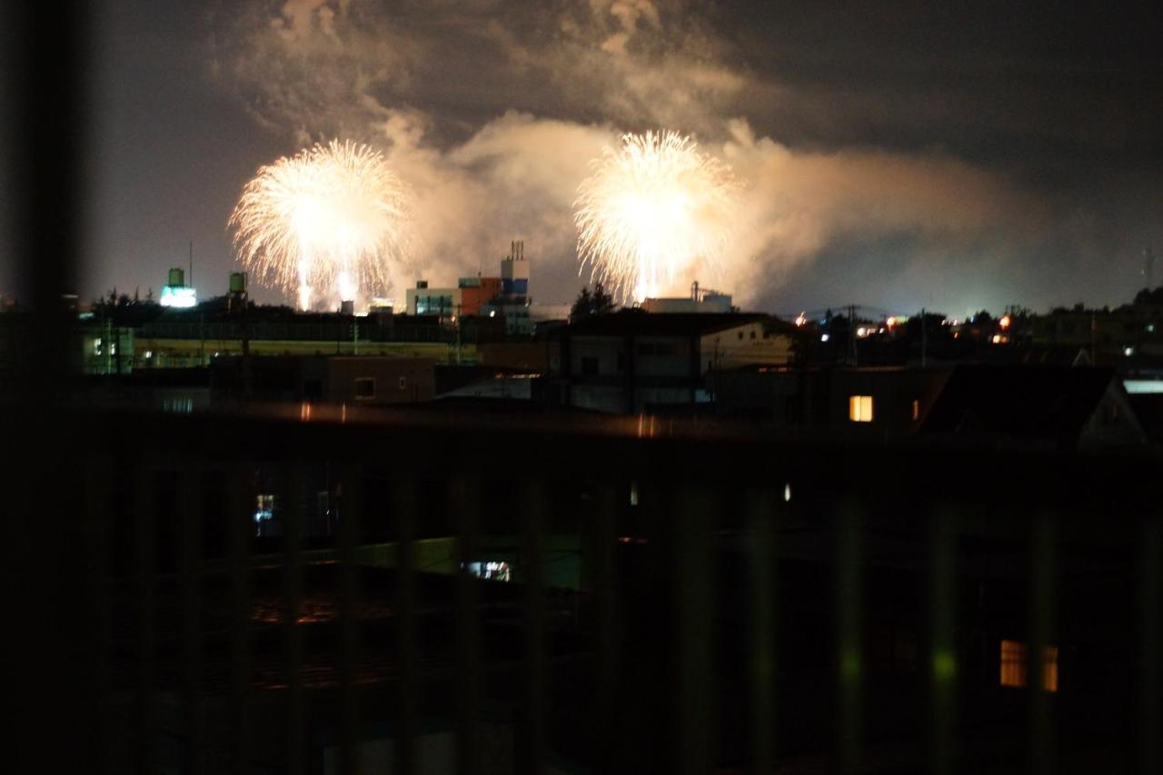 青森市Big Stone Tsukuda 41平米 2Fアパートメント エクステリア 写真